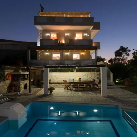 Villa Kiriana Kirianna